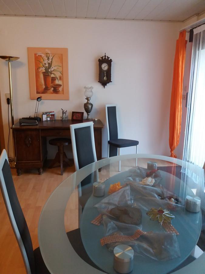 Ferienwohnung Rosentraum Oberotterbach Ngoại thất bức ảnh